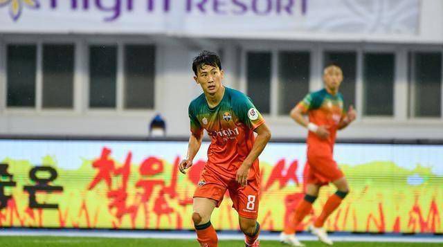 【八强阶段赛果】埃弗顿1-1富勒姆（点球6-7）韦尔港0-3米德尔斯堡切尔西1-1纽卡（点球4-2）利物浦5-1西汉姆